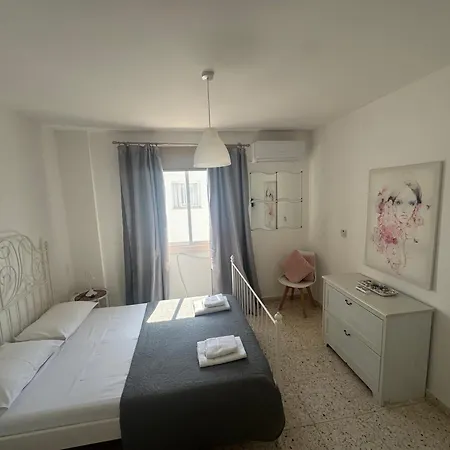 Riana Latchi * Polis